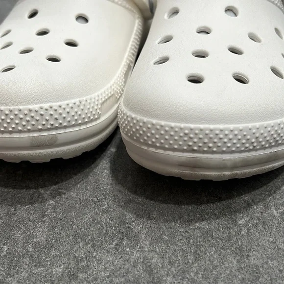 Crocs Classic Lined Clog - Unisex - Picture 5 of 8